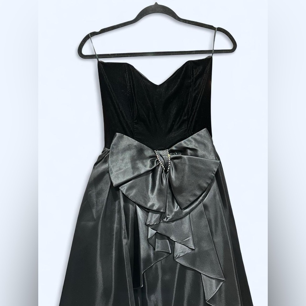 Vintage Gunne Sax Black Tea Length Dress Formal Gown with Velvet Bustier 7